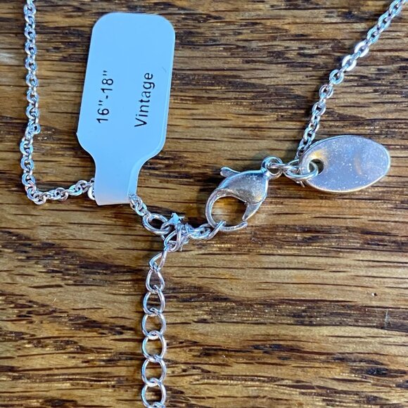 16"-18" Silver-Tone Necklace with Heart Pendant Jewelry - Picture 4 of 5